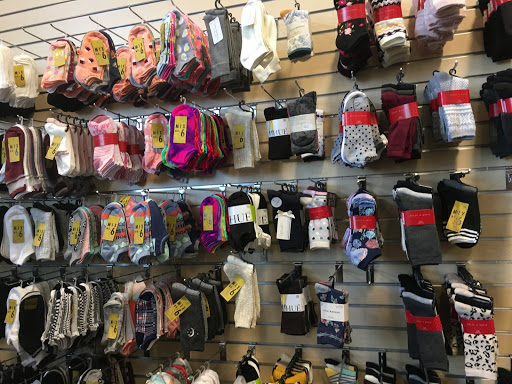 Shoe Store «DSW Designer Shoe Warehouse», reviews and photos, 276 New Britain Ave, Plainville, CT 06062, USA