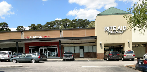Red and White Shop, 3526 Wade Ave, Raleigh, NC 27607, USA, 