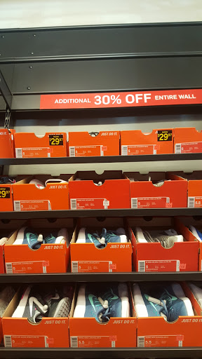 Sporting Goods Store «Nike Factory Store», reviews and photos, 4642 Factory Stores Blvd FF100, Myrtle Beach, SC 29579, USA