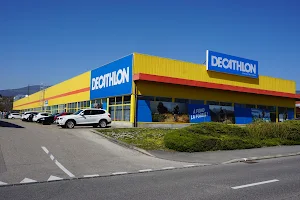 Decathlon image