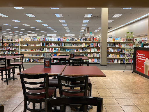 Book Store «Books-A-Million», reviews and photos, 3370 S US Hwy 41, Terre Haute, IN 47802, USA