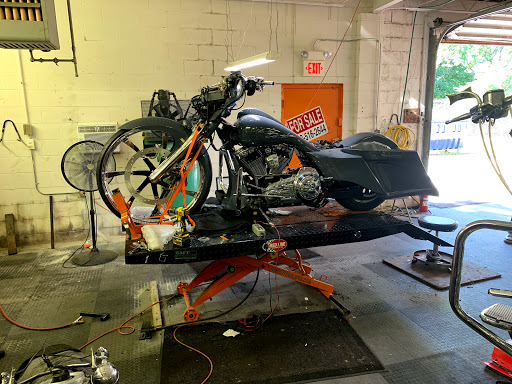 Motorcycle Dealer «Slick Customs», reviews and photos, 2108 S Halsted St, South Chicago Heights, IL 60411, USA