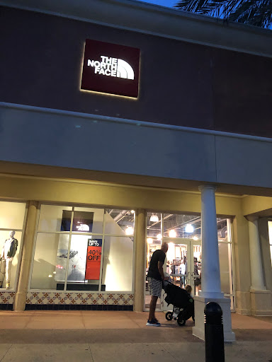 The North Face Outlet, 8225 Vineland Ave, Orlando, FL 32831, USA, 