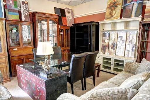 Consignment Shop «Home Consignment Center - Marin/Corte Madera», reviews and photos, 801 Tamalpais Dr, Corte Madera, CA 94925, USA