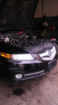 Cruz Auto Repair - Photo 6 - Car repair in Philadelphia, PA, Philadelphia