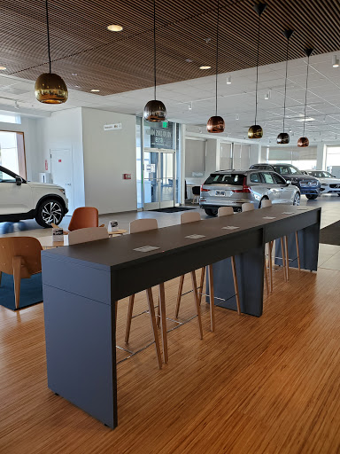 Volvo Cars Marin image