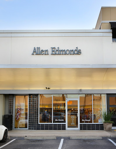Allen Edmonds, 1993 W Gray St, Houston, TX 77019, USA, 