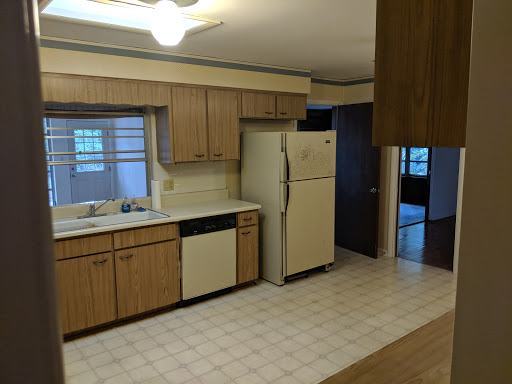 Cabinet Maker «Jason Straw Kitchen Cabinets and Custom Furniture», reviews and photos, 518 NW 2nd St, Gainesville, FL 32601, USA