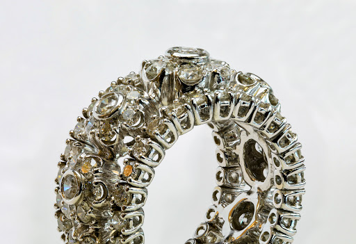 Jewelry Store «Exquisite Jewelers», reviews and photos, 9565 NW 41st St, Doral, FL 33178, USA