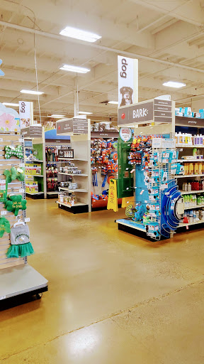Pet Supply Store «PetSmart», reviews and photos, 9589 Ridgetop Blvd NW, Silverdale, WA 98383, USA