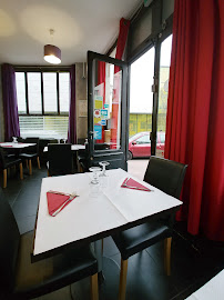 Atmosphère du Restaurant indien ZICO à Issy-les-Moulineaux - n°3