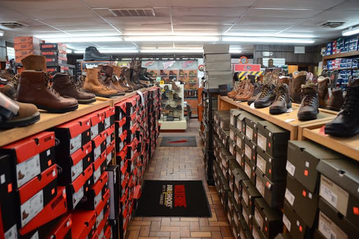 Shoe Store «Hayes Shoes», reviews and photos, 280 Three Springs Rd, Bowling Green, KY 42104, USA