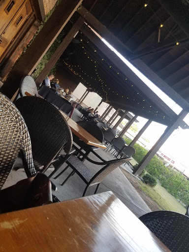 Winery «Landon Winery & Bistro», reviews and photos, 2508 Lee St, Greenville, TX 75401, USA