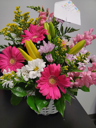 Florist «David Swesey Florist», reviews and photos, 1643 Toll Gate Dr, Maumee, OH 43537, USA