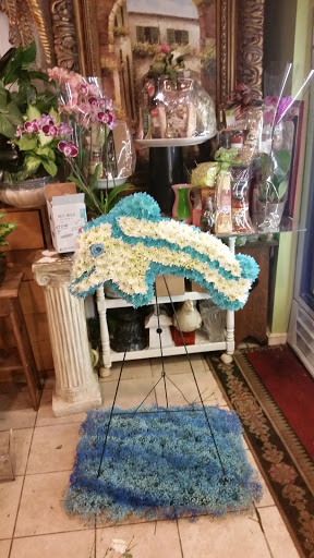 Florist «Roma Florist. free deliver purchase online. Www.romaflorist.com», reviews and photos, 11 Davis St, Oakville, CT 06779, USA