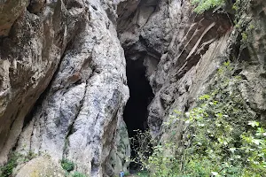 Cueva del Hundidero image