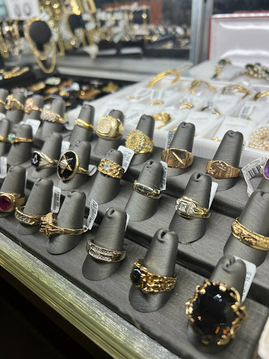 Pawn Shop «GC Pawn #1 - Gold N Connection LLC», reviews and photos, 1311 S Dixie Hwy W #17e, Pompano Beach, FL 33060, USA