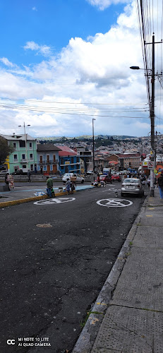Mercado Ipiales C.C.Nuevo Amanecer - Quito