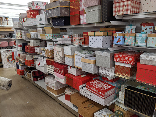 Home Goods Store «HomeGoods», reviews and photos, 7937 113th St, Seminole, FL 33772, USA