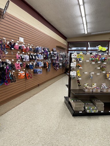 Pet Supply Store «Fluffy & Floyd Pet Supply», reviews and photos, 5211 Capitol Blvd SE, Tumwater, WA 98501, USA