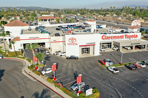 Toyota Dealer «Claremont Toyota», reviews and photos, 601 Auto Center Dr, Claremont, CA 91711, USA