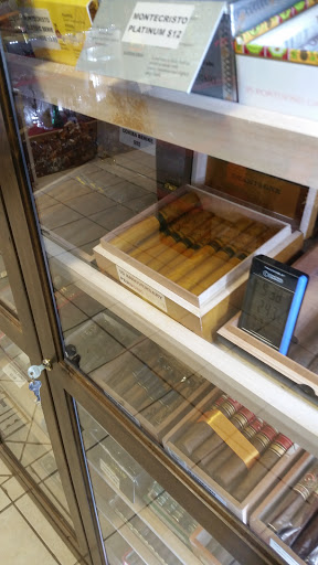 Liquor Store «LOL LIQUORS», reviews and photos, 12107 Toepperwein Rd #6, Live Oak, TX 78233, USA