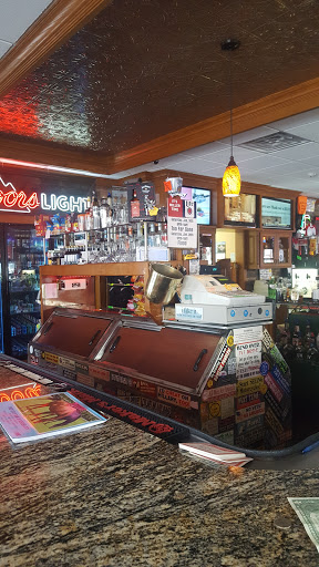 Bar «Orchard Inn Tavern», reviews and photos, 800 N 3rd St, Effingham, IL 62401, USA