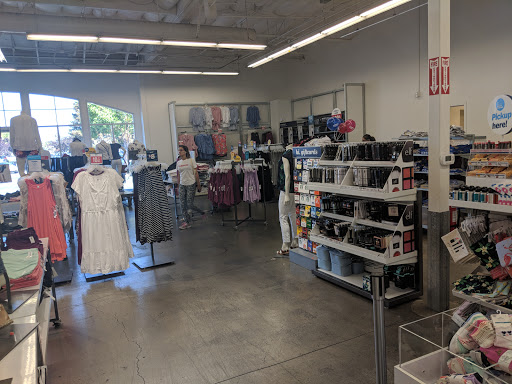 Clothing Store «Old Navy», reviews and photos, 1101 El Camino Real, Redwood City, CA 94063, USA