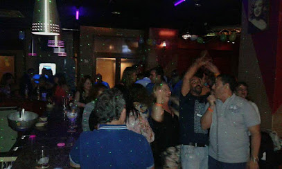 Karaoke Pub Punto G - Plaça Comunitat Valenciana, 1, 12580 Benicarló, Castelló, Spain