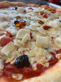 Plats et boissons du Pizzas à emporter Peppino Pizza à Lapte - n°2