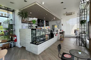 Deli Cafe image