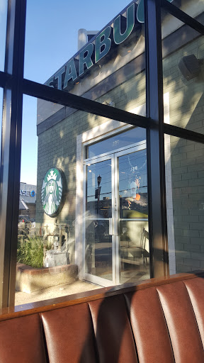 Coffee Shop «Starbucks», reviews and photos, 399 S Oyster Bay Rd, Plainview, NY 11803, USA