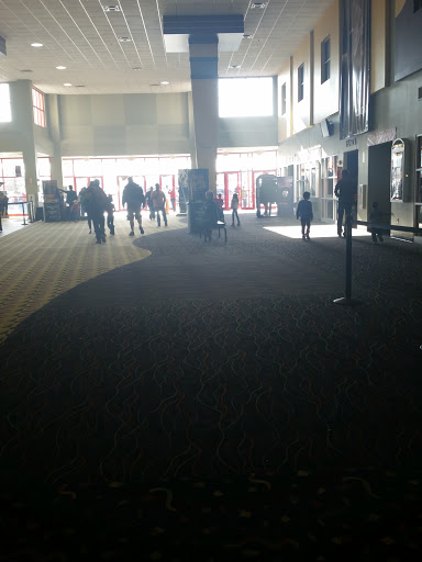 Movie Theater «Regal Cinemas New Albany 16», reviews and photos, 300 Professional Ct, New Albany, IN 47150, USA