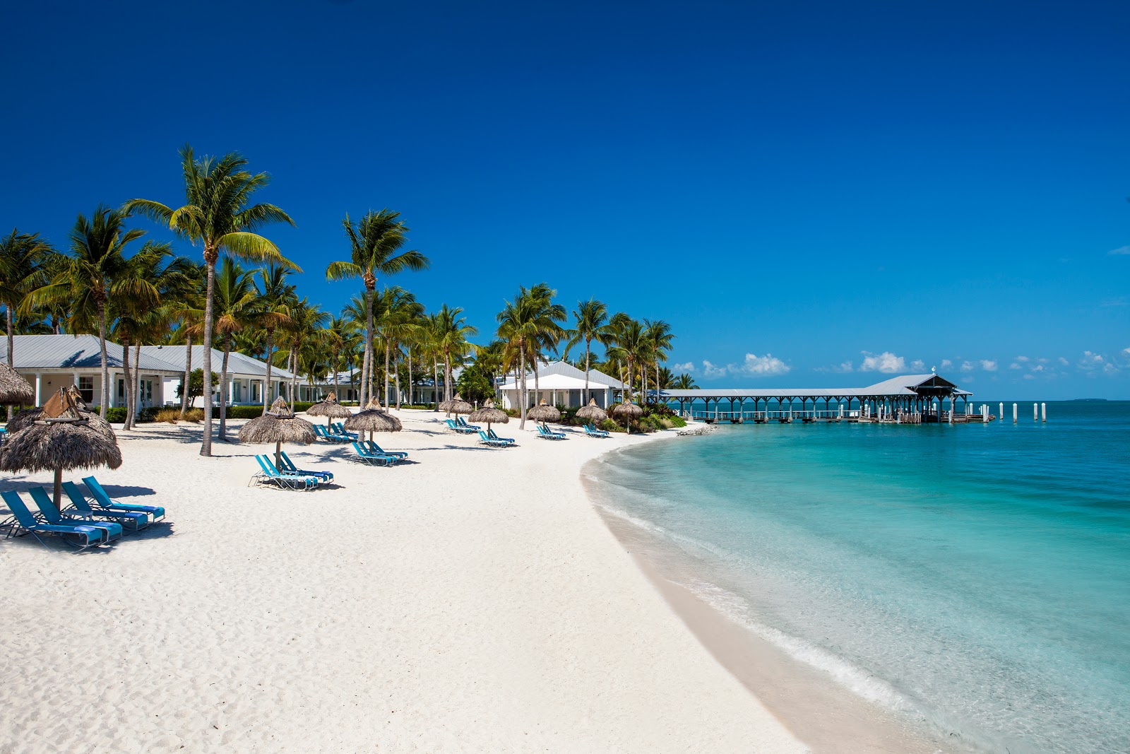 Foto de Playa de Sunset Key con arena fina y blanca superficie