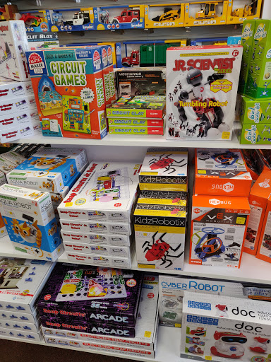 Toy Store «San Marino Toy & Book Shoppe», reviews and photos, 2476 Huntington Dr, San Marino, CA 91108, USA