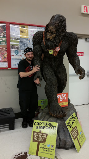 Grocery Store «Cash Wise Foods», reviews and photos, 3300 US-10, Moorhead, MN 56560, USA