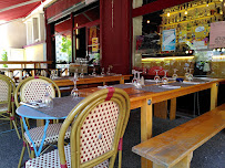 Atmosphère du Restaurant Bistrot Le Filanthrope à Villeurbanne - n°10