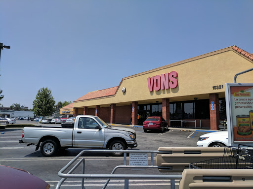Grocery Store «Vons», reviews and photos, 10321 Sepulveda Blvd, Mission Hills, CA 91345, USA