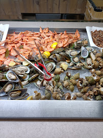 Produits de la mer du Restaurant de type buffet Le Grand Buffet à Saint-Saturnin - n°11