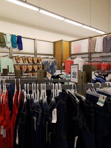 Clothing Store «Old Navy», reviews and photos, 55 S McClintock Dr, Tempe, AZ 85281, USA