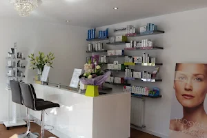 Simply Belle Clinic image