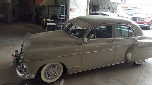 Auto Body Shop «Auto Perfections», reviews and photos, 950 E Whittier Blvd # B, La Habra, CA 90631, USA