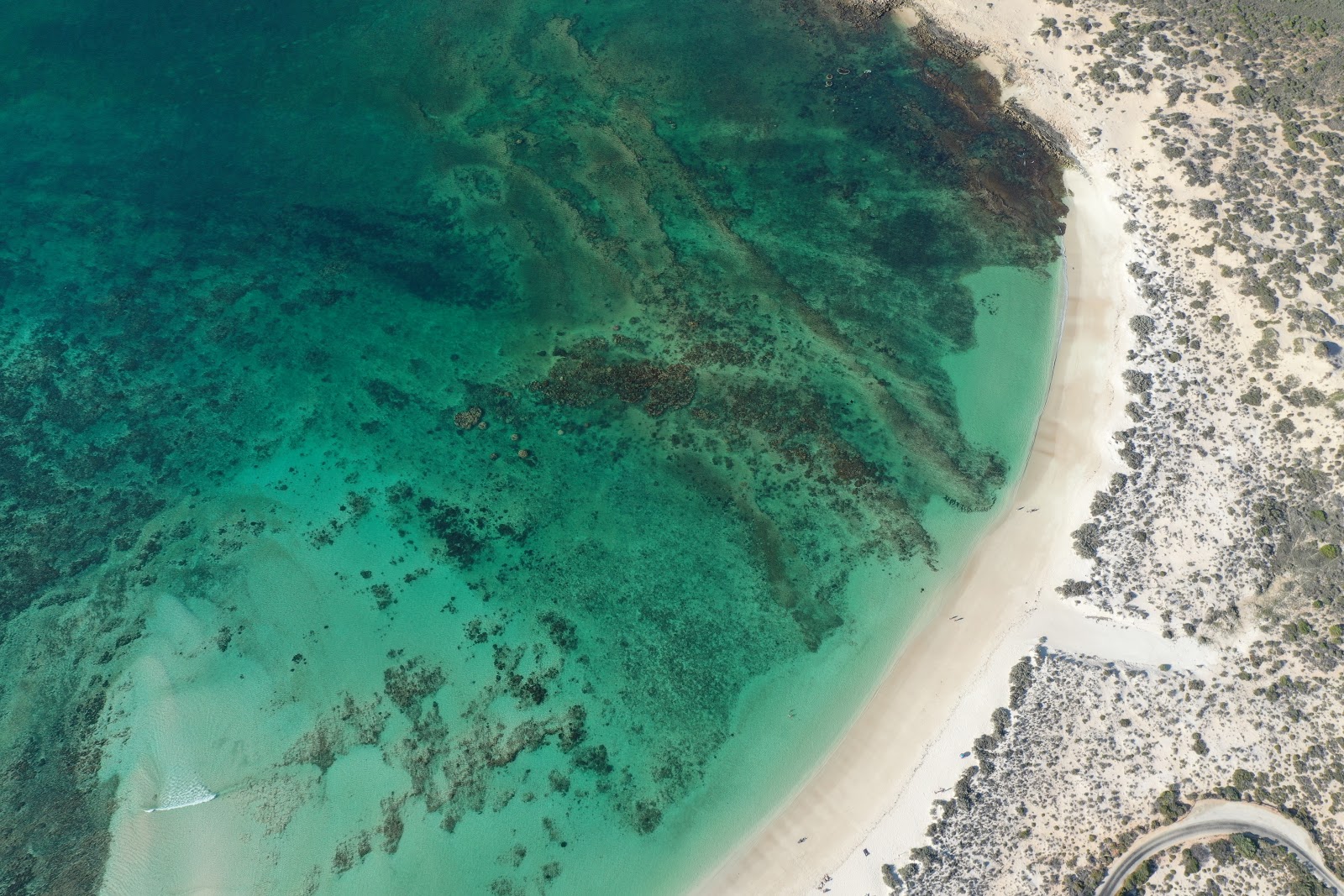 Zdjęcie Turquoise Bay położony w naturalnym obszarze