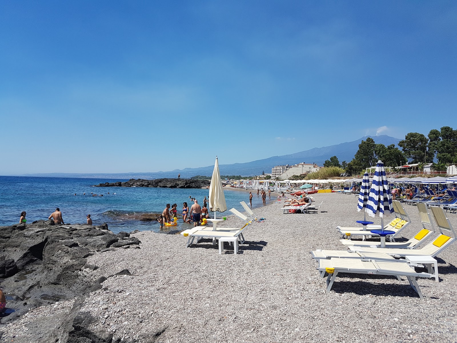 Foto de Spiaggia di Naxos Recanati e o assentamento