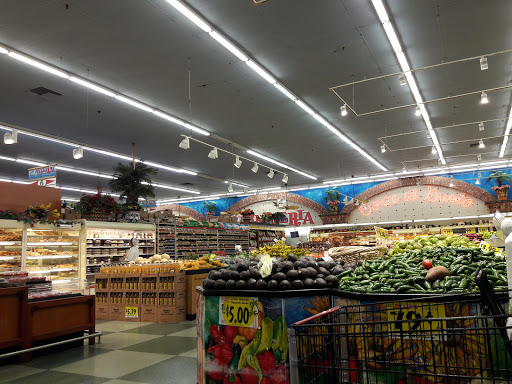 Supermarket «Vallarta Supermarkets», reviews and photos, 757 S Workman St, San Fernando, CA 91340, USA