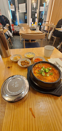 Kimchi du Restaurant coréen HANGARI 항아리 à Paris - n°11