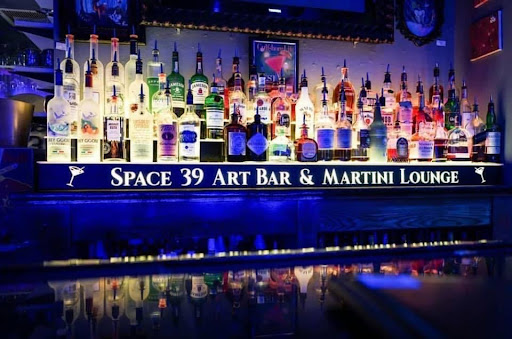 Lounge «Space39 Art Bar & Lounge», reviews and photos, 39 Patio De Leon, Fort Myers, FL 33901, USA