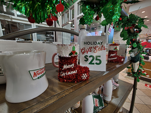 Donut Shop «Krispy Kreme», reviews and photos, 2401 Battleground Ave, Greensboro, NC 27408, USA