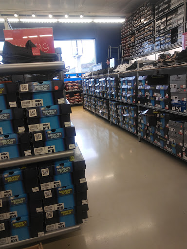 Shoe Store «SKECHERS Factory Outlet», reviews and photos, 2205 El Camino Real, Santa Clara, CA 95050, USA