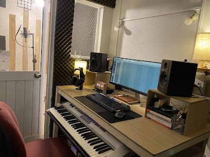 Phòng thu âm Shyn Studio
